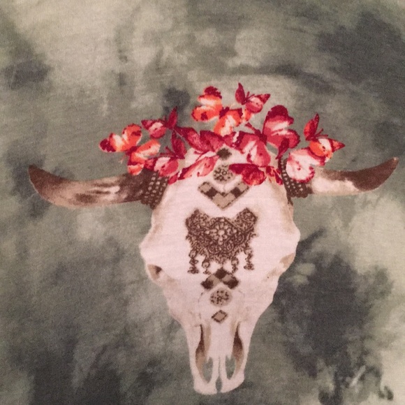 Cow skull tank top - Picture 2 of 5